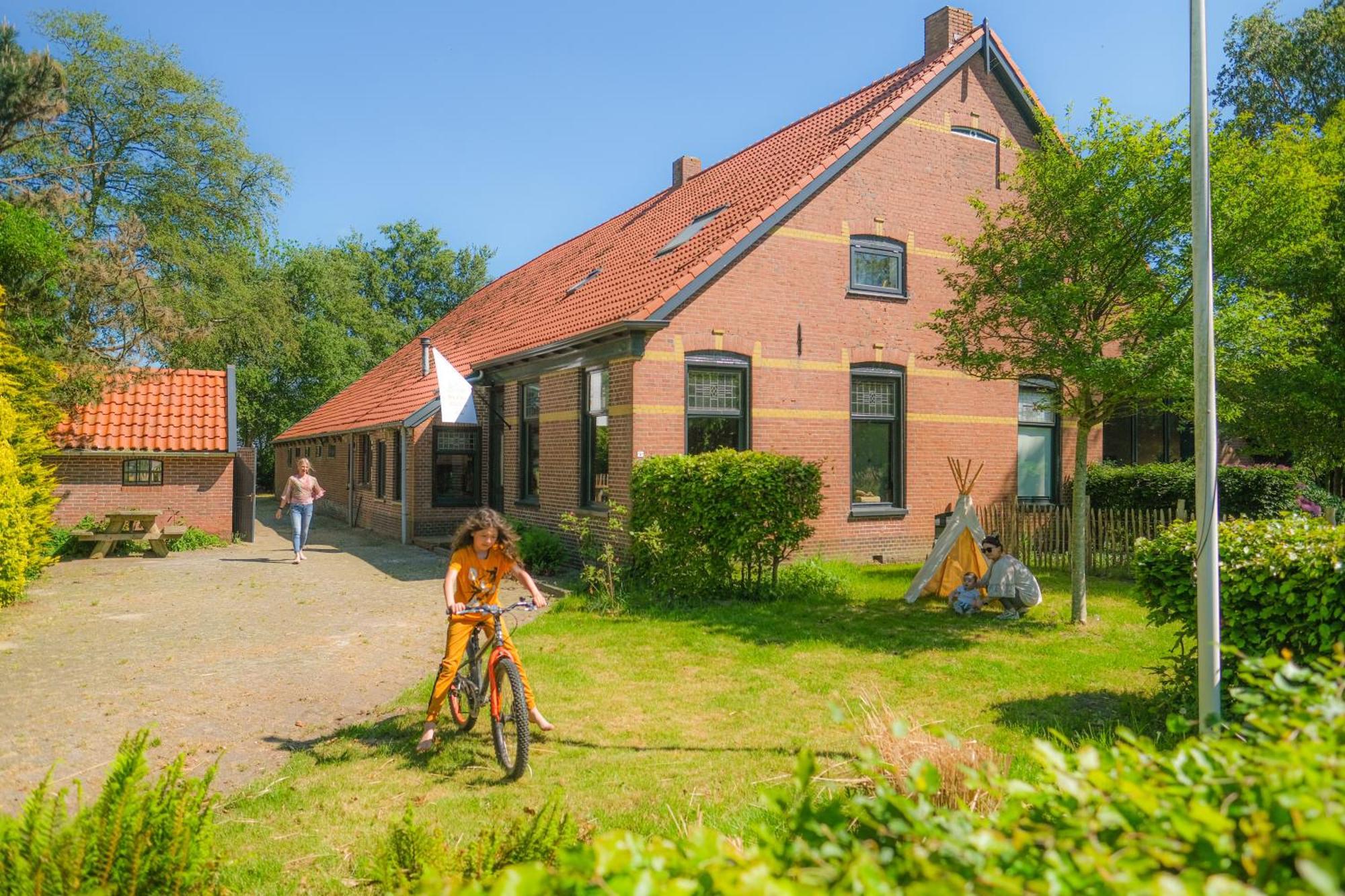 Gastenverblijf In Boerderij In Oost-Groningen Wedde Exterior photo